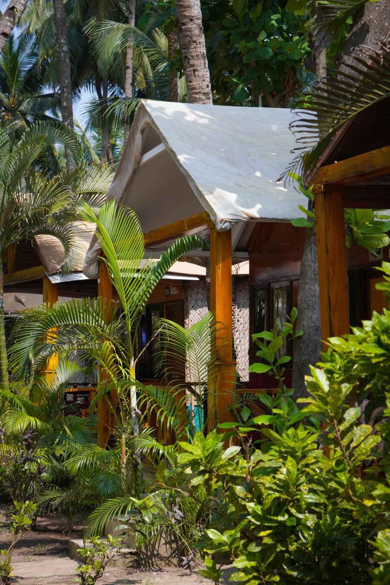 קאנאקונה Sameer Beachfront Cottages מראה חיצוני תמונה