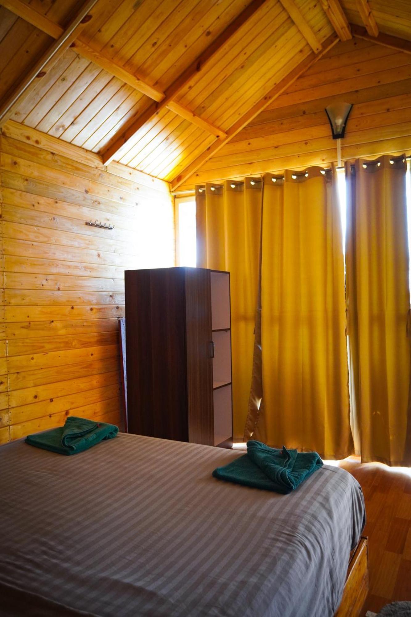 קאנאקונה Sameer Beachfront Cottages מראה חיצוני תמונה